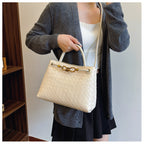 Retro Woven Shoulder Bag