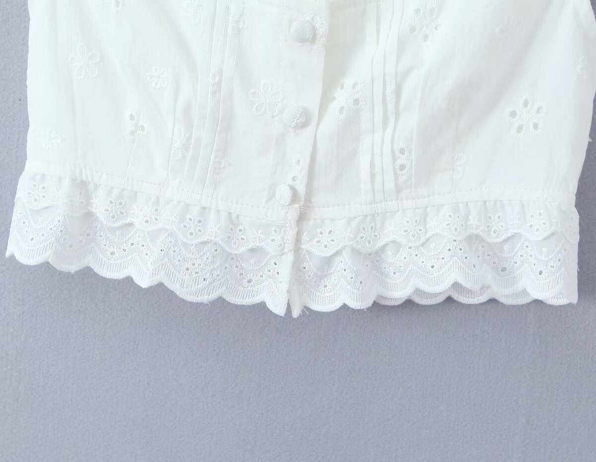 Retro Style Lace Skirt Outfit