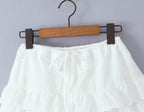 Retro Style Lace Skirt Outfit
