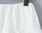 Retro Style Lace Skirt Outfit