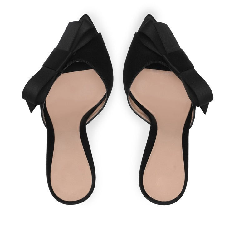 The Emerald Belle Mules