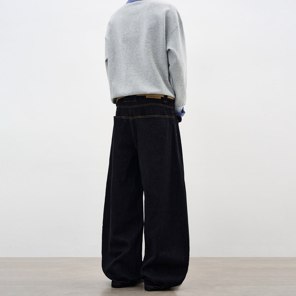 The Noir Avenue Wide Leg Denim Pants