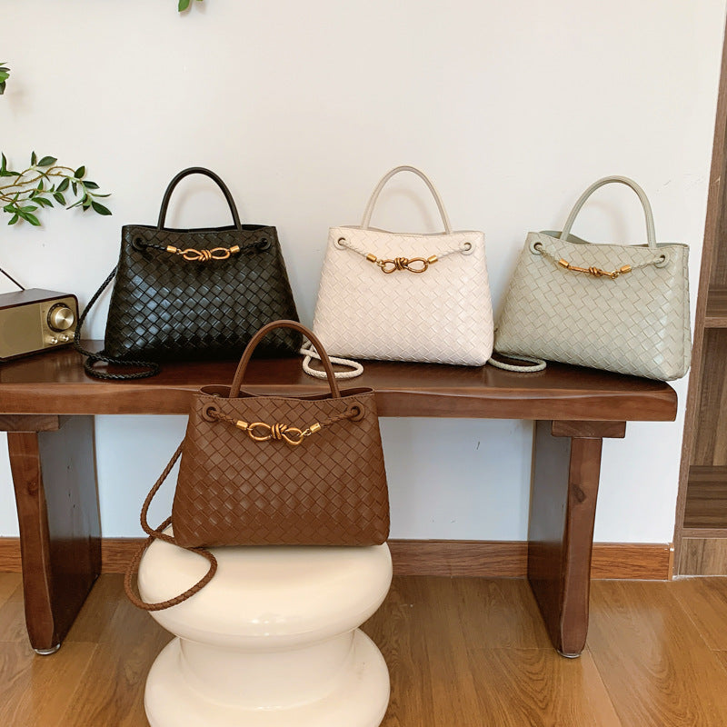 Retro Woven Shoulder Bag