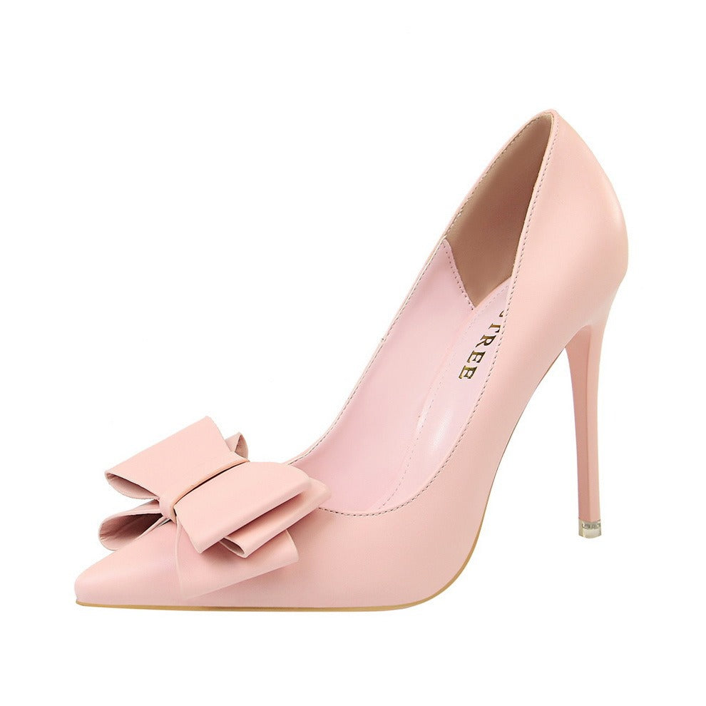 The Celeste Bow Pumps